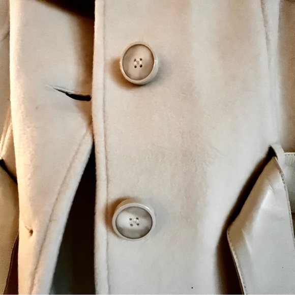 BNWOT MACKAGE WOOL CREAM COAT WITH LEATHER DETAILING - Picture 7 of 16